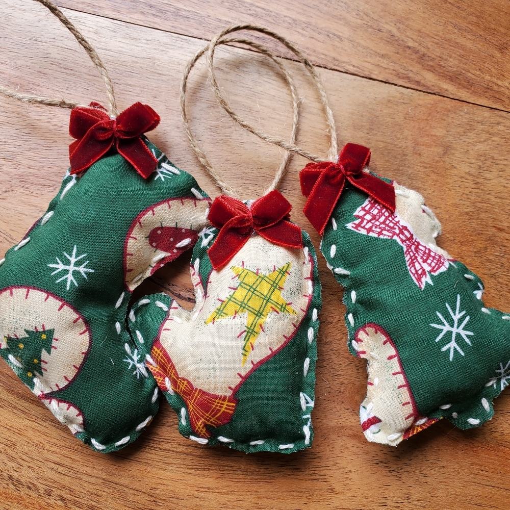 Handmade handsewn Christmas Fabric Ornaments Set Of 3 - Picture 3 of 5